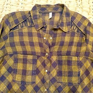 Free People /Gauzy Plaid Lace Up Button Down Top!  Size S, Small!  Snaps! Thin
